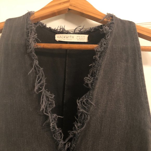 Hackwith Design House Cropped Jumpsuit w/ removable belt - Picture 7 of 10